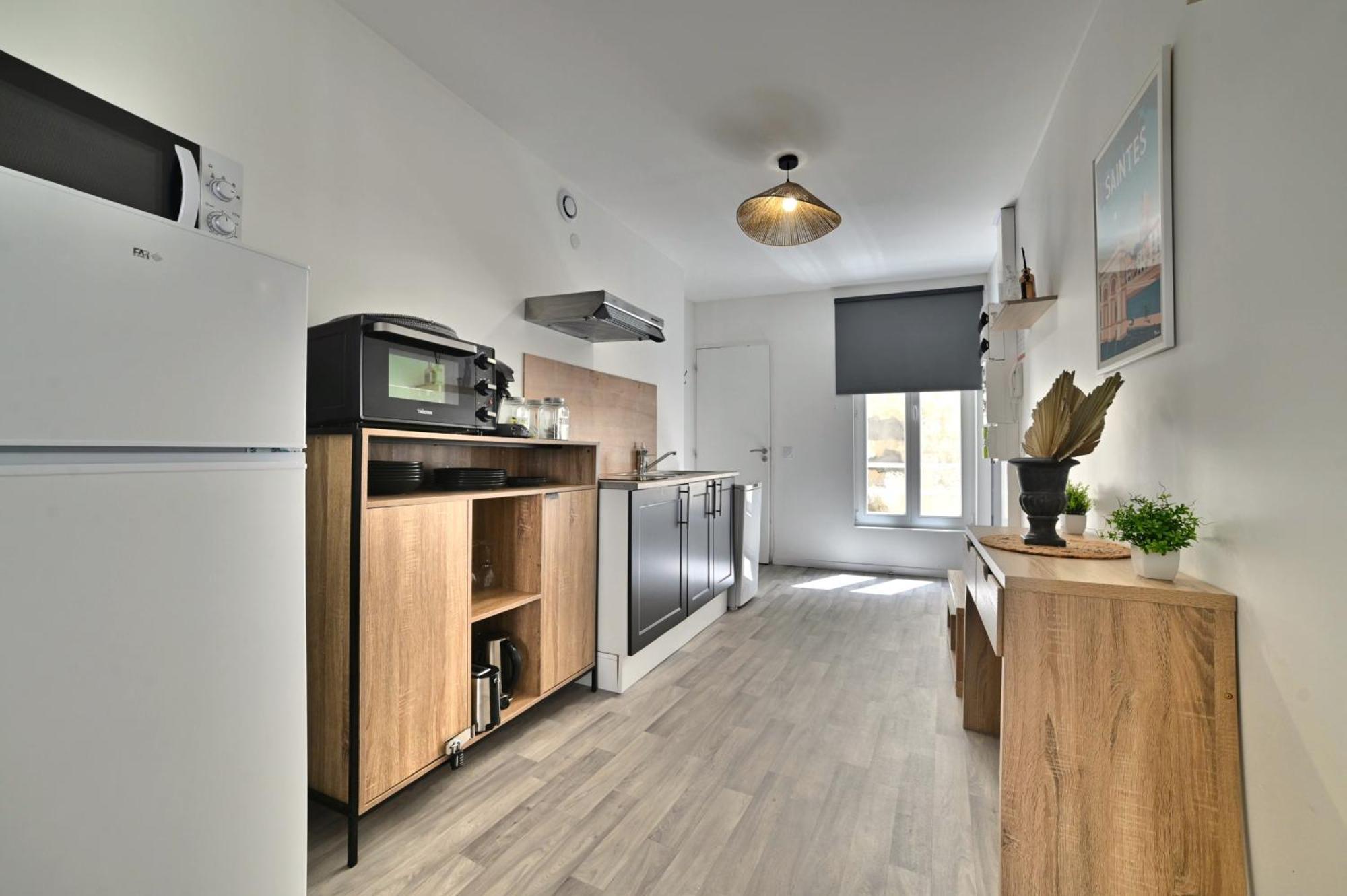 Ave Cesar - Confort Moderne & Charme Gallo-Romain - Coeur De Ville - Tv 4K - Fibre 桑特 外观 照片